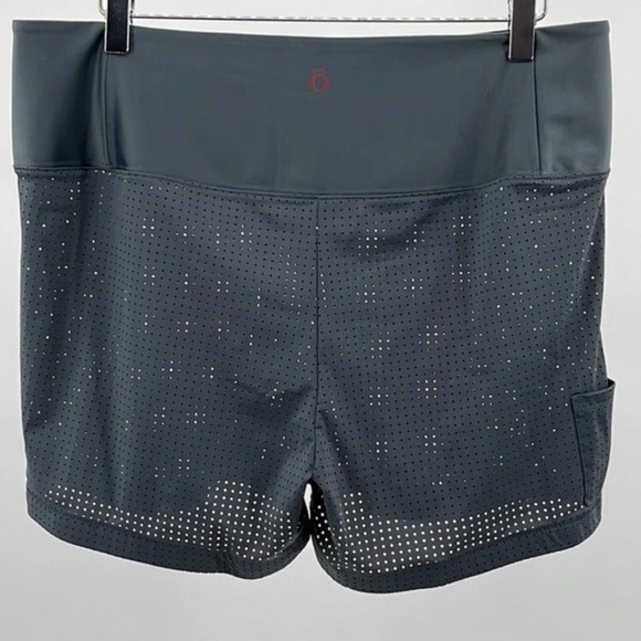 Kinona Mesh Athletic Women's Perforated Shorts XS - Picture 4 of 8